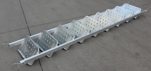 組合式腳手架安全爬梯的優(yōu)勢(shì)有哪些