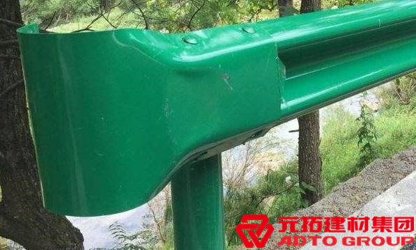 昆明鄉村公路護欄板價格是多少?