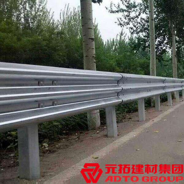 廣東鄉(xiāng)村公路波形護欄板去哪里批發(fā)？