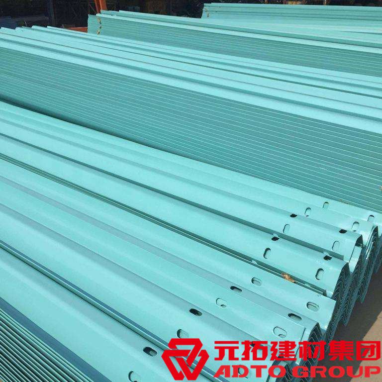 高速公路護欄板生銹了怎么辦?