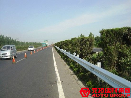 山東護欄板廠家哪家好？