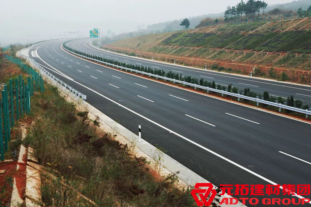 湖南高速公路防撞護欄板廠在哪里,能批發嗎?