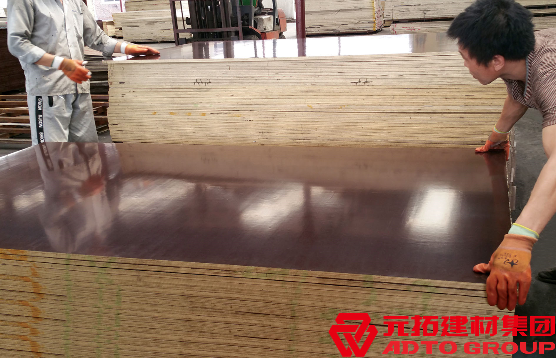 如何挑選河北廊坊清水模板廠家？