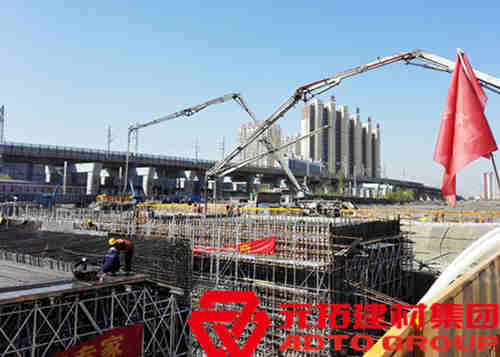 內蒙古呼和浩特市鐵路下穿立交橋