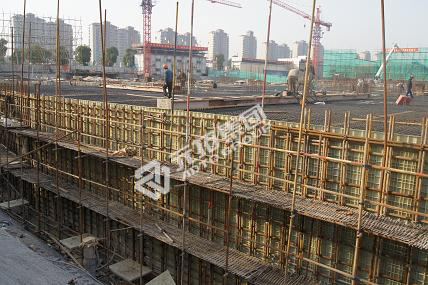 建筑模板軸線位移的原因分析