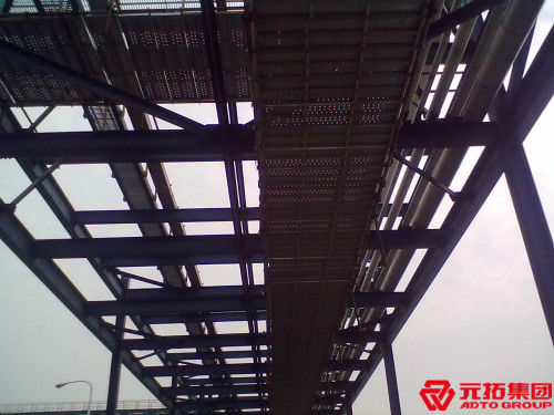 申遠己內酰胺項目工地使用鋼跳板細節圖