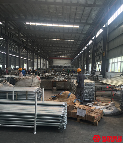 元拓盤扣式腳手架斜拉桿工廠圖