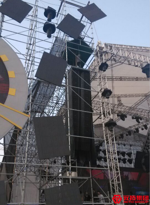 “湘江音樂節”舞臺使用元拓盤扣式腳手架細節圖